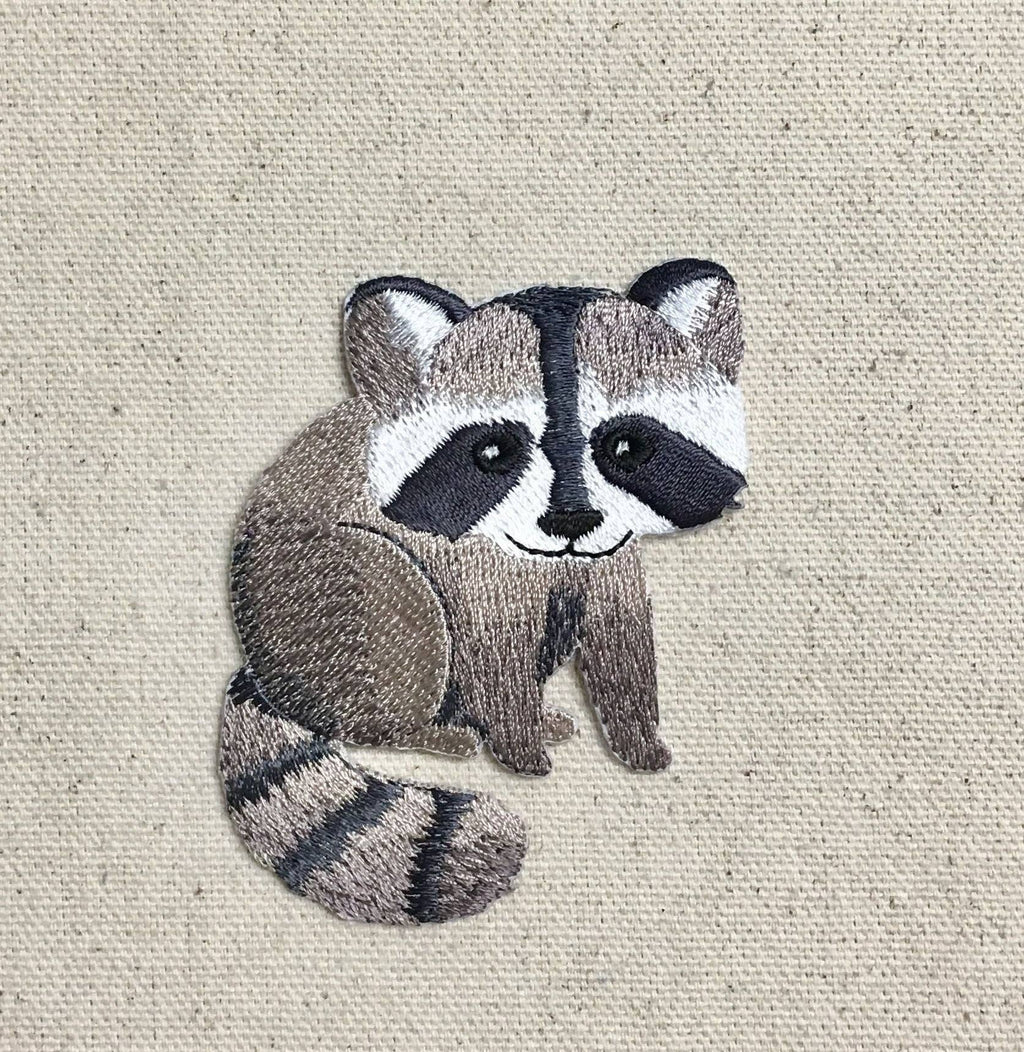 Baby Raccoon, Animals, Facing Right, Iron on Patch
