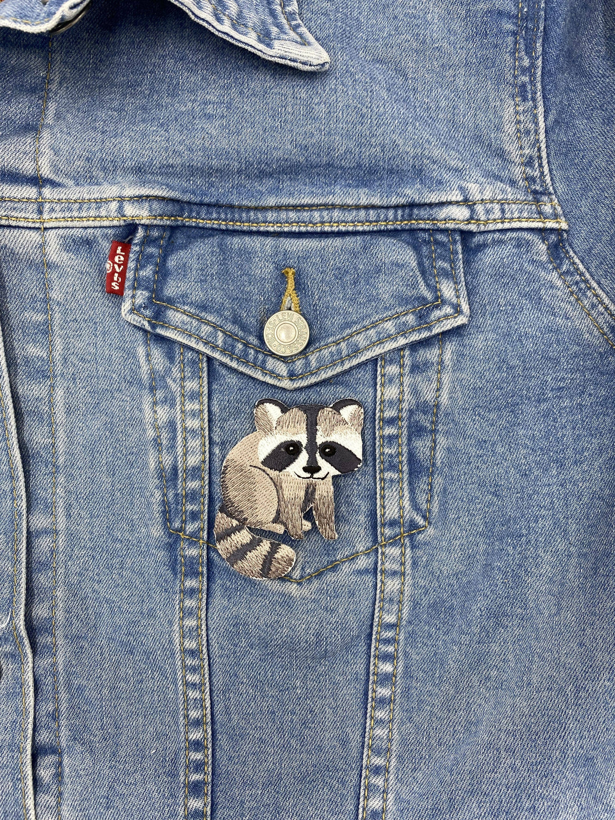 Baby Raccoon, Animals, Facing Right, Iron on Patch